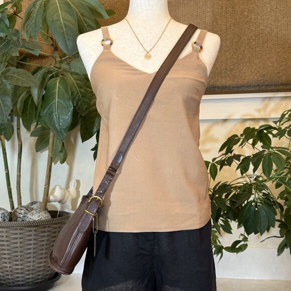 TopShop Women's Top‎ Size 6 Tank Tan Lucite Tortoise Ring Embellished V-Neck EUC - Picture 6 of 9